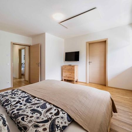 1Schoenes Ferienhaus Im Sonnigen Kaernten Döbriach Exterior foto