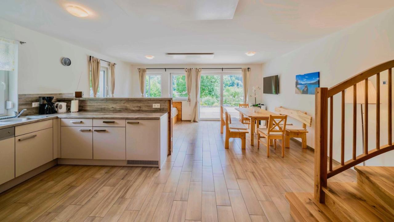1Schoenes Ferienhaus Im Sonnigen Kaernten Döbriach Exterior foto